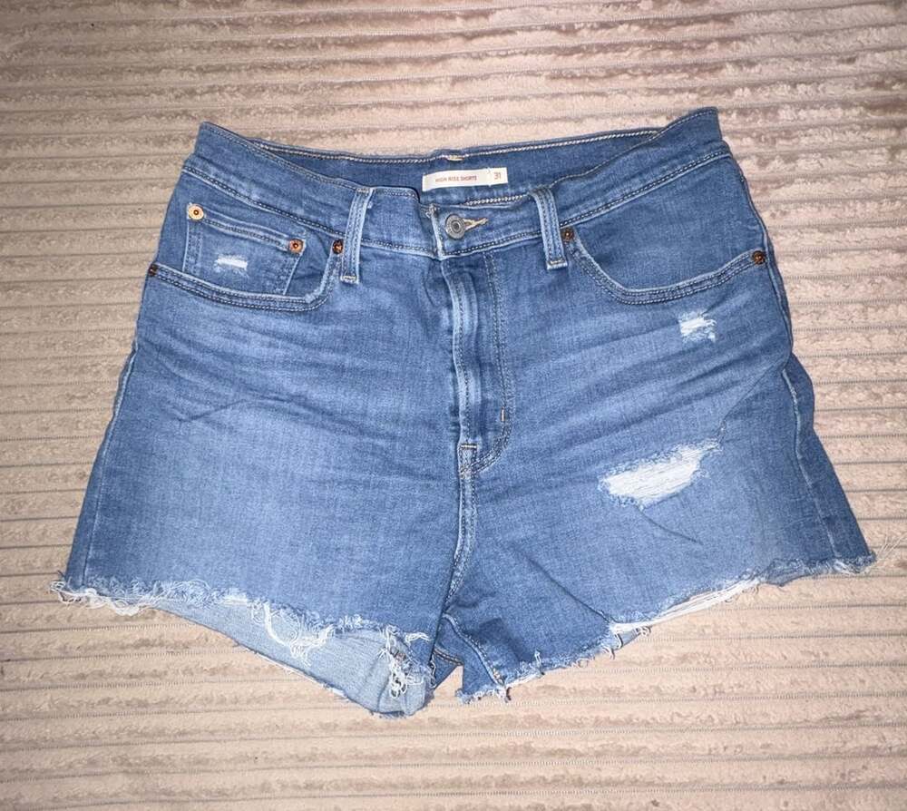 Levi's High Rise Denim Shorts Super Stretch Frayed Hem Size 31